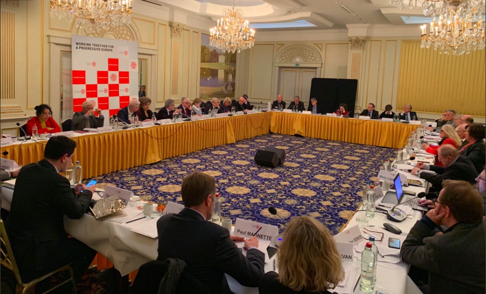 La Fundación Felipe González participa en la reunión anual de FEPS